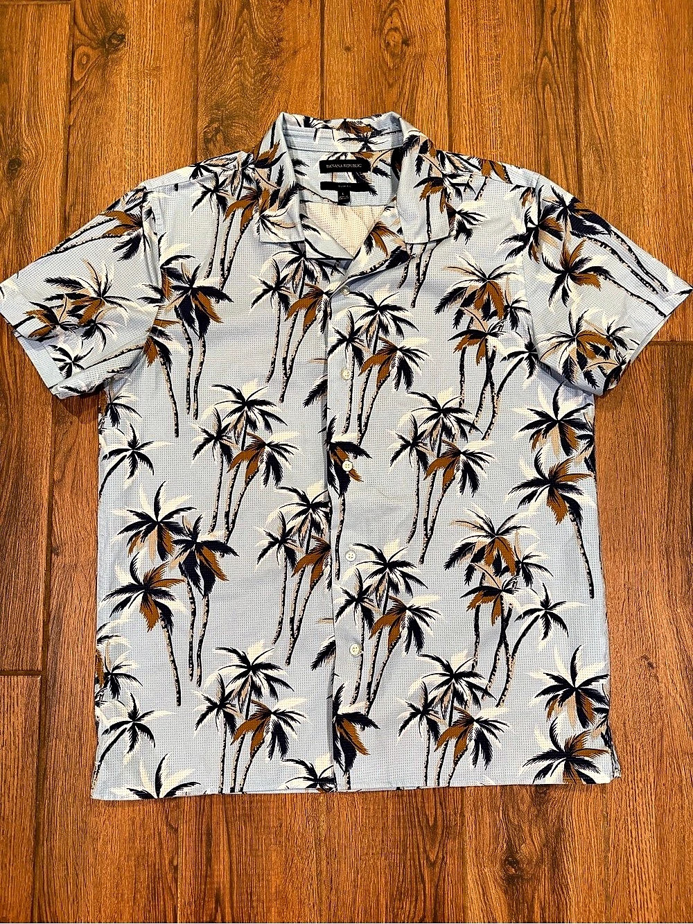 Banana Republic Men's Floral Short Sleeve Shirt Blue & Brown / large